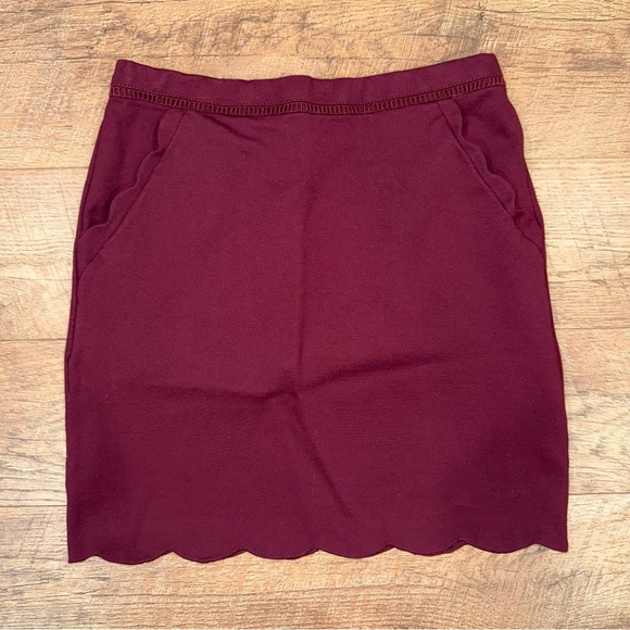 Skies Are Blue Scalloped Skirt in Burgundy - Picture 1 of 10